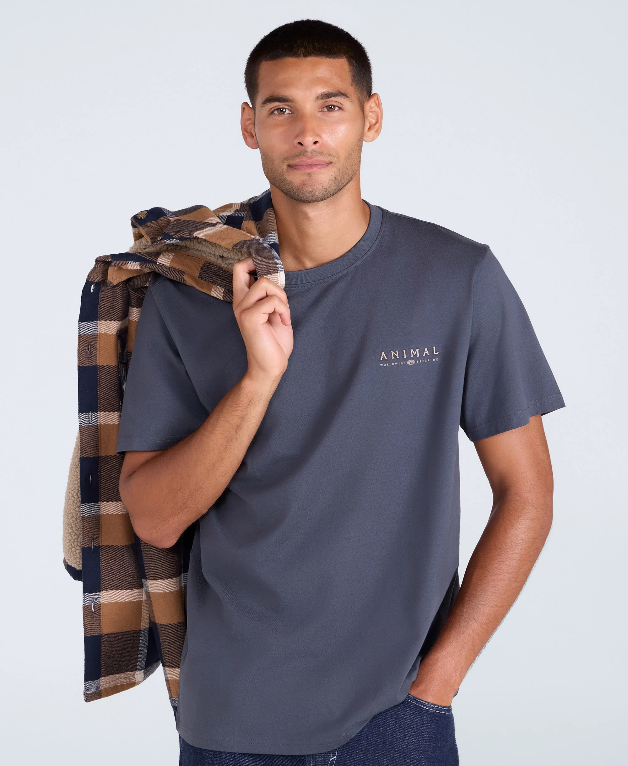 Chase Mens Plain Relaxed T-Shirt - Dark Grey - Image 3