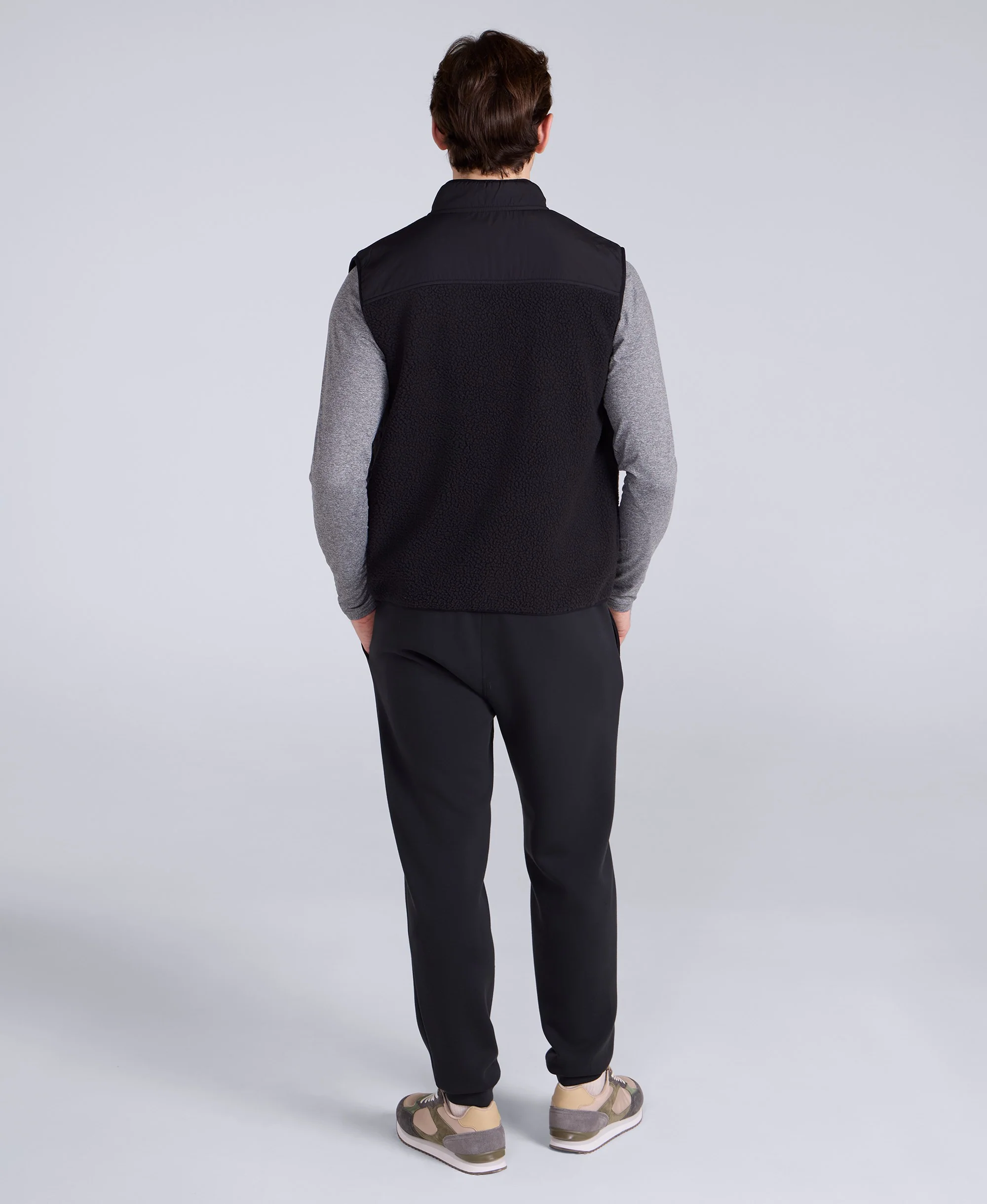 Henrick Mens Borg Gilet - Black - Image 4