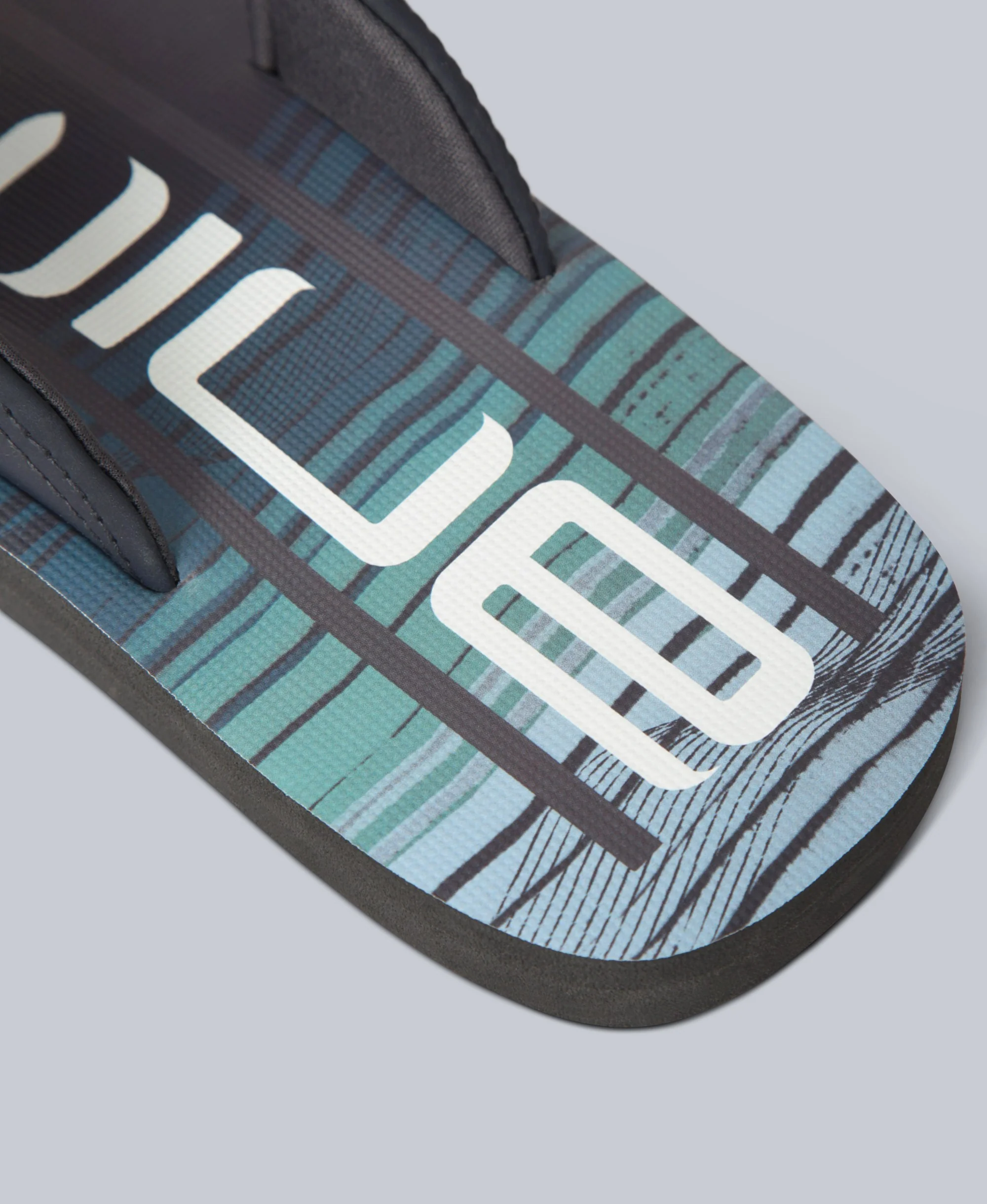 Jekyl Mens Flip-Flops - Charcoal - Image 5