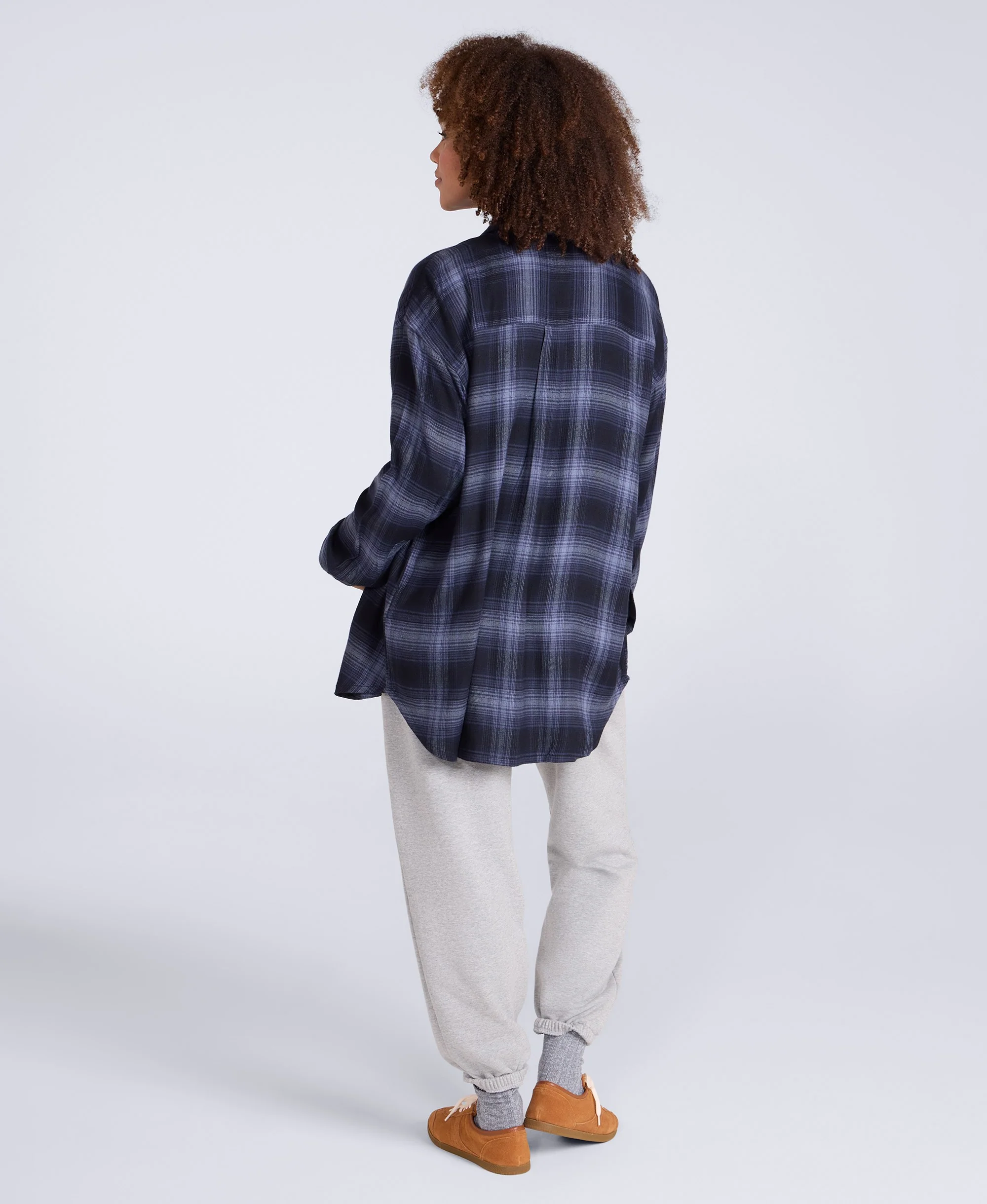 Maisie Womens Supersoft Relaxed Shirt - Navy - Image 5