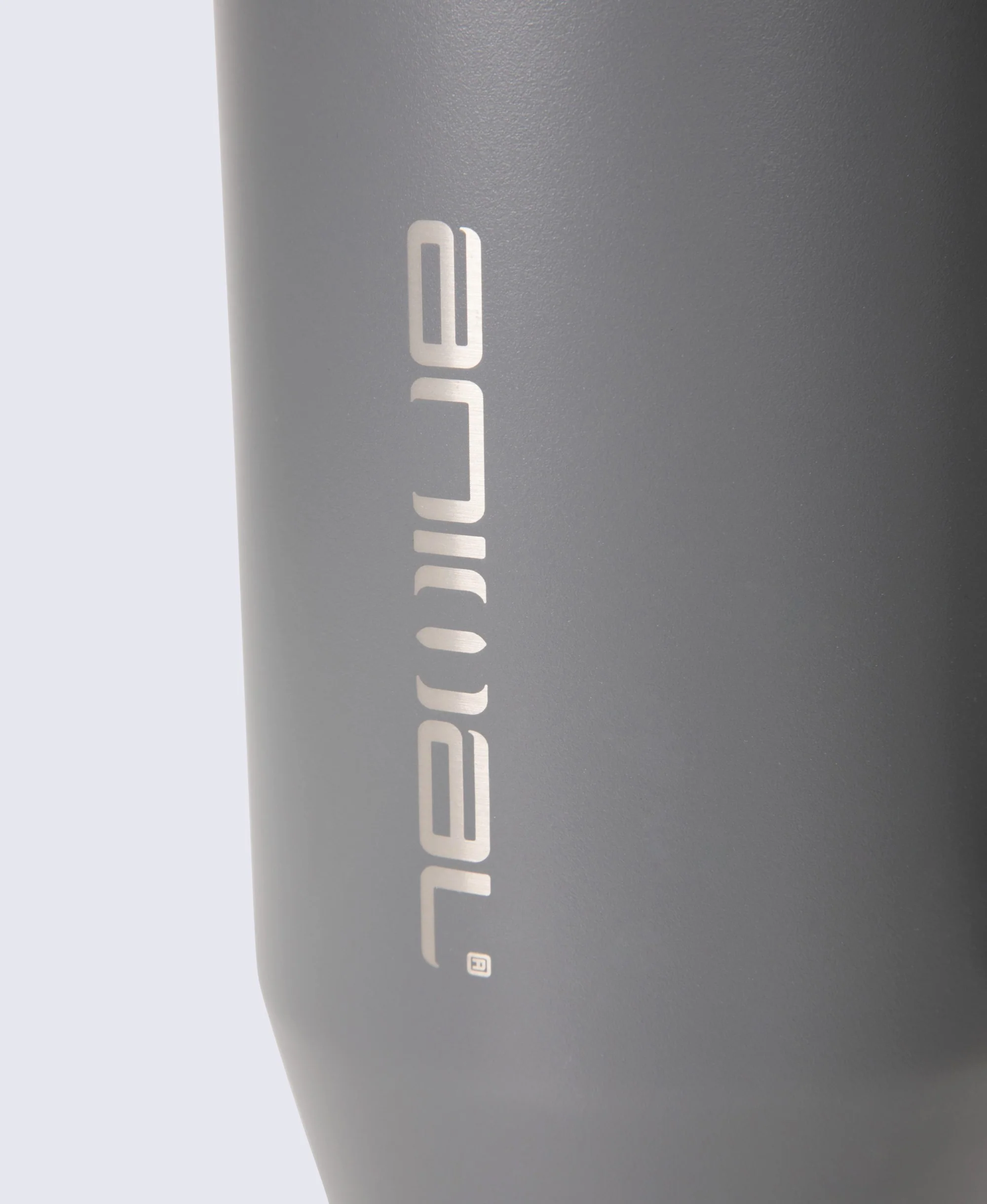 Travel Tumbler 1.1L - Grey - Image 5